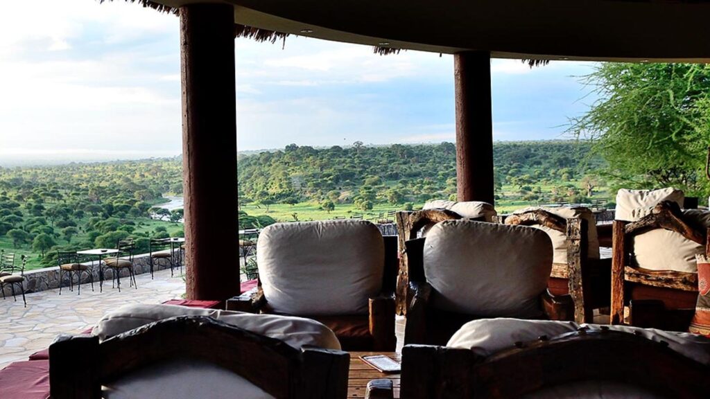 TARANGIRE SAFARI LODGE loungebar